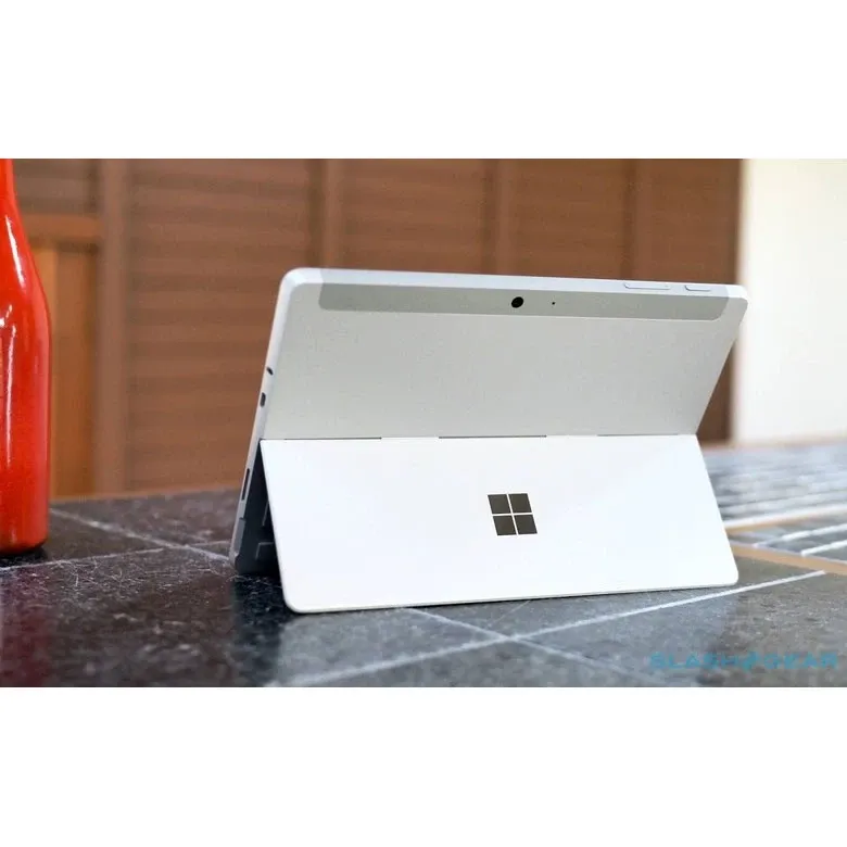 تبلت 10.5 اینچ Microsoft Surface Go 2