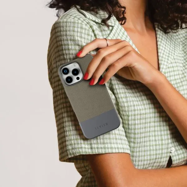 کیف چرمی CUIR TWO TONE FOR IPHONE 16 PRO - GRAY - برند لِوِلو Levelo