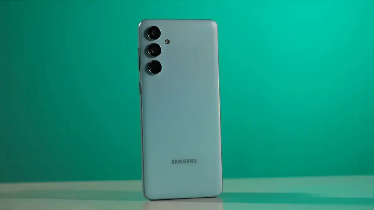 بررسی دوربین گوشی Samsung M55
