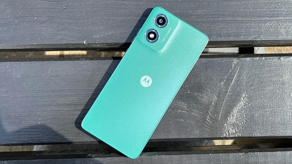 کیفیت بدنه گوشی Motorola Moto G04