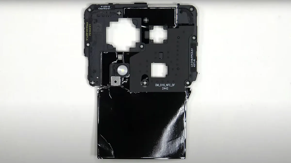 Xiaomi Poco X7 Teardown 6 کالبدشکافی گوشی Poco X7 شیائومی