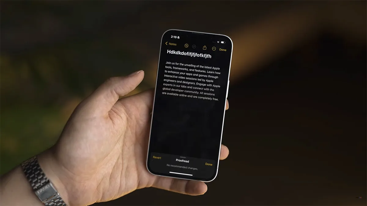 apple iphone 16e ai 1 بررسی گوشی iPhone 16e اپل