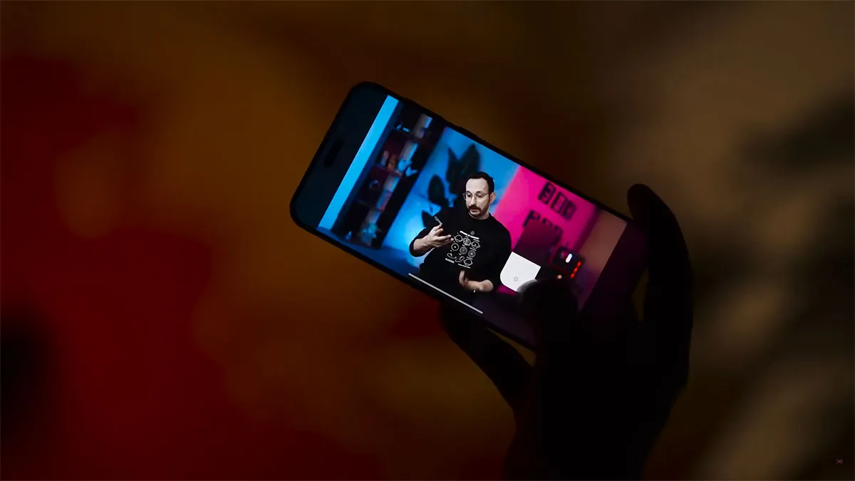 بررسی طراحی نمایشگر گوشی Honor Magic 7 Pro