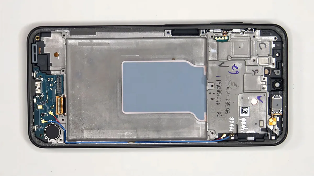 samsung a26 teardown 13 کالبدشکافی گوشی Samsung A26