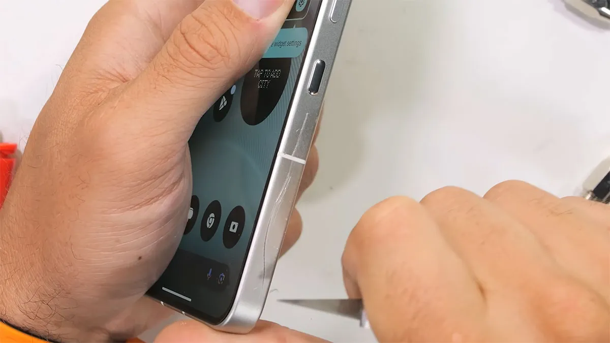 nothing phone 3 teardown 3 کالبدشکافی گوشی Nothing Phone 3
