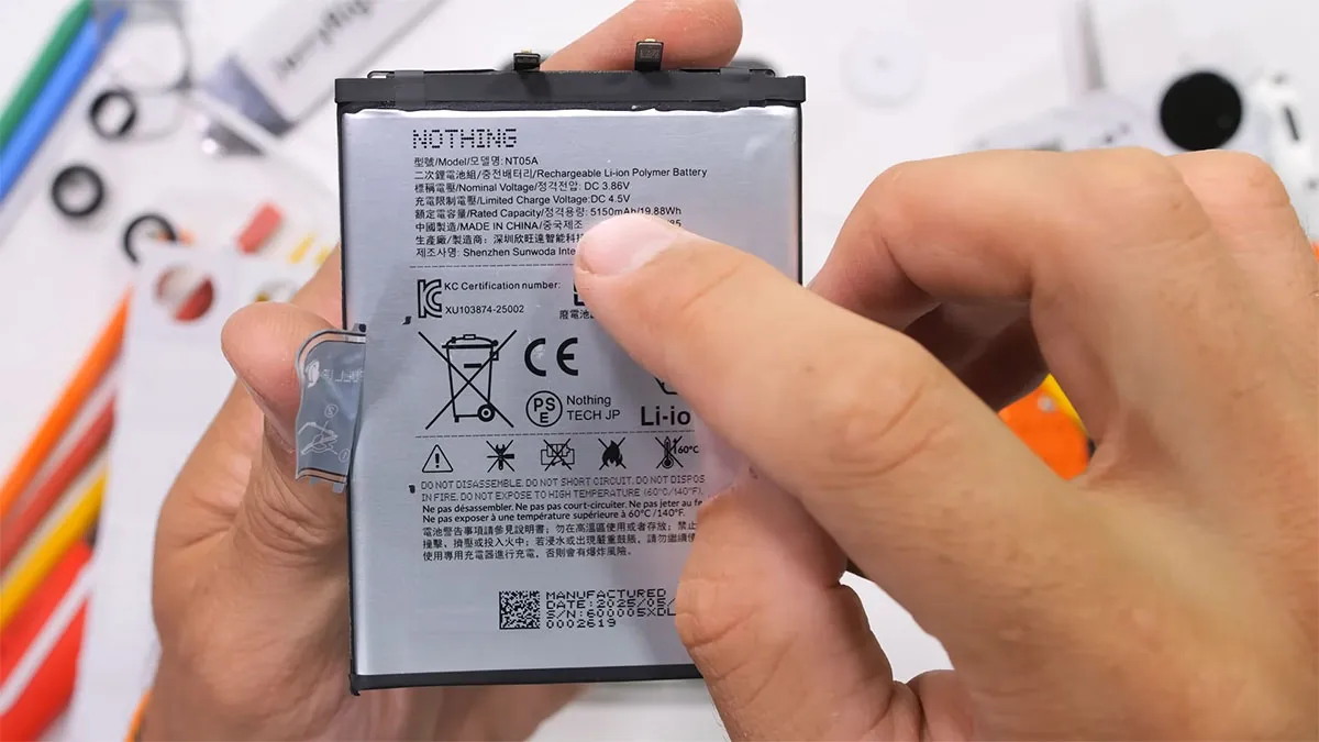 nothing phone 3 teardown 16 کالبدشکافی گوشی Nothing Phone 3