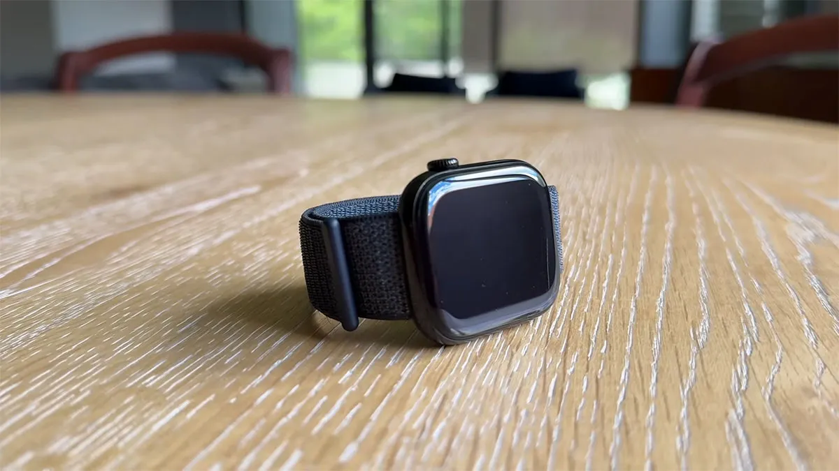 بررسی طراحی ساعت هوشمند Apple Watch Series 10