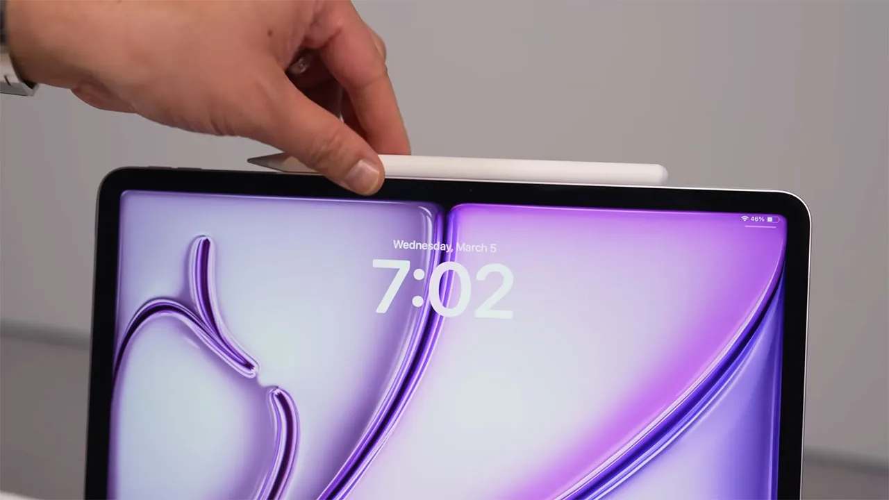 لوازم جانبی تبلت iPad Air M3 2025