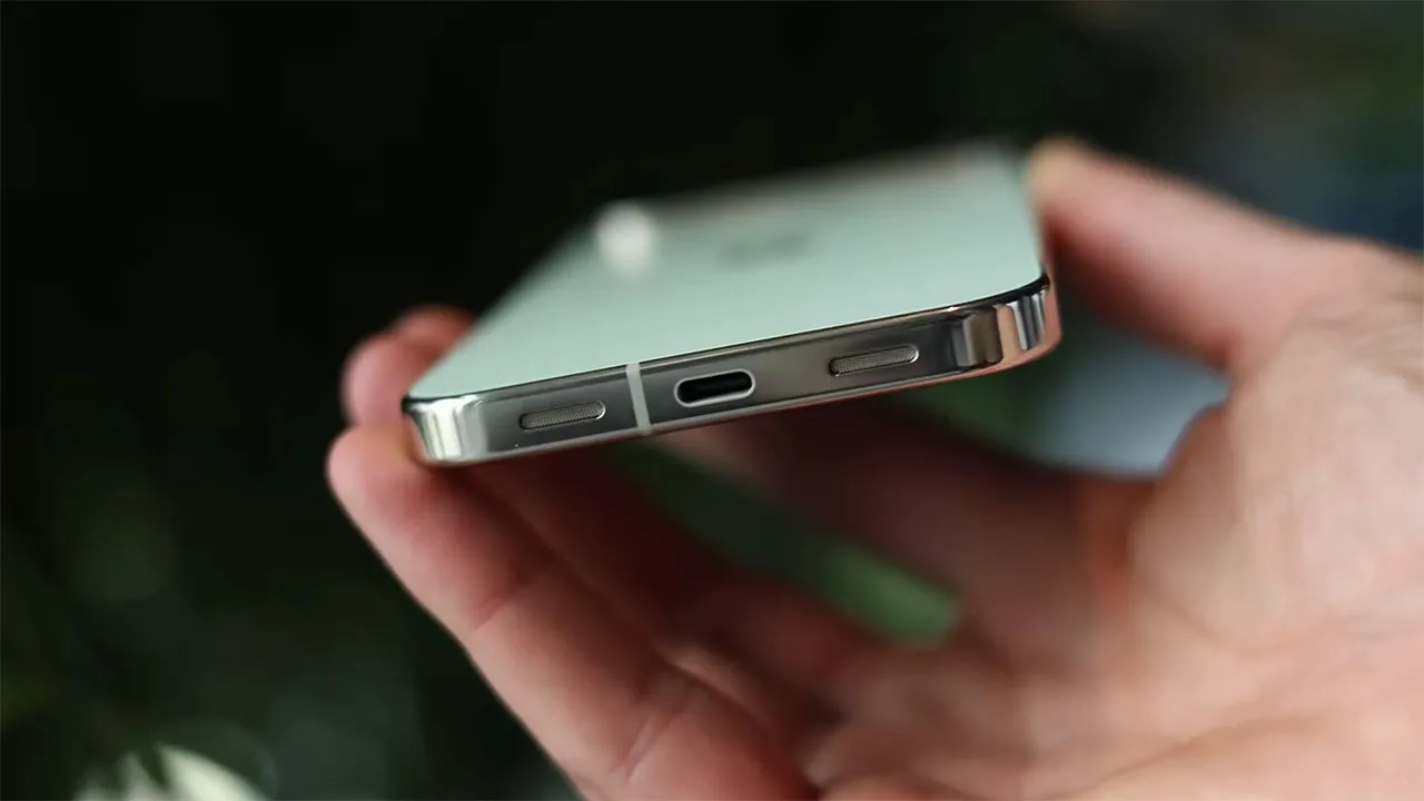 بررسی اسپیکر گوشی Pixel 10 گوگل
