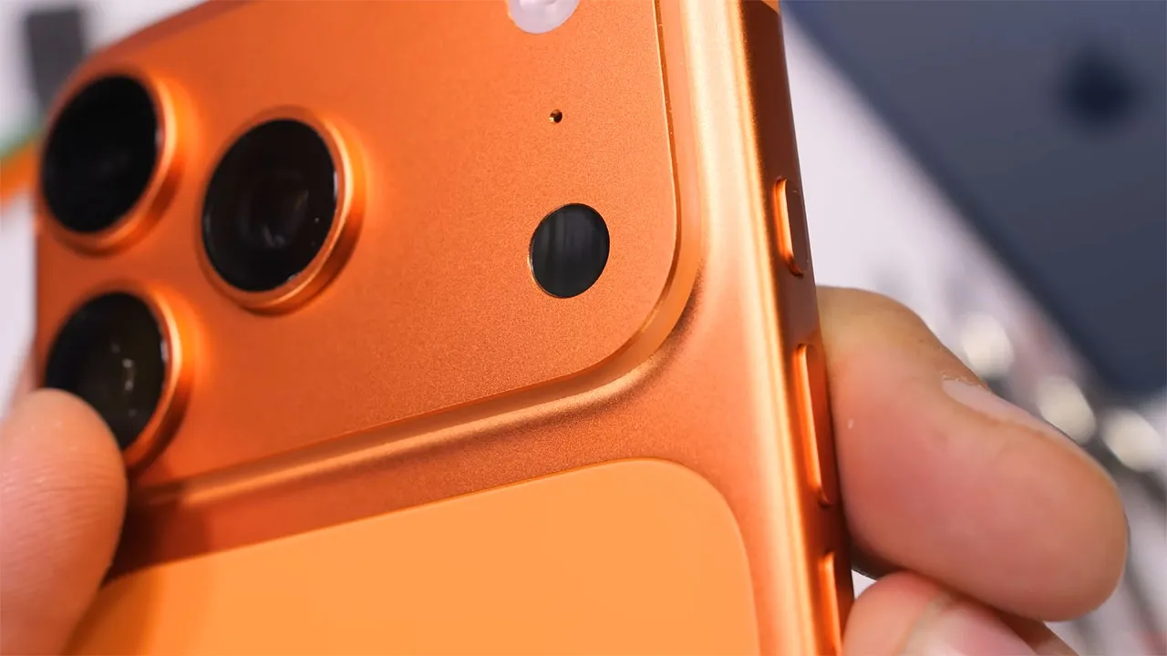 apple iphone 17 pro duribility test 7 تست مقاومت گوشی iPhone 17 Pro اپل